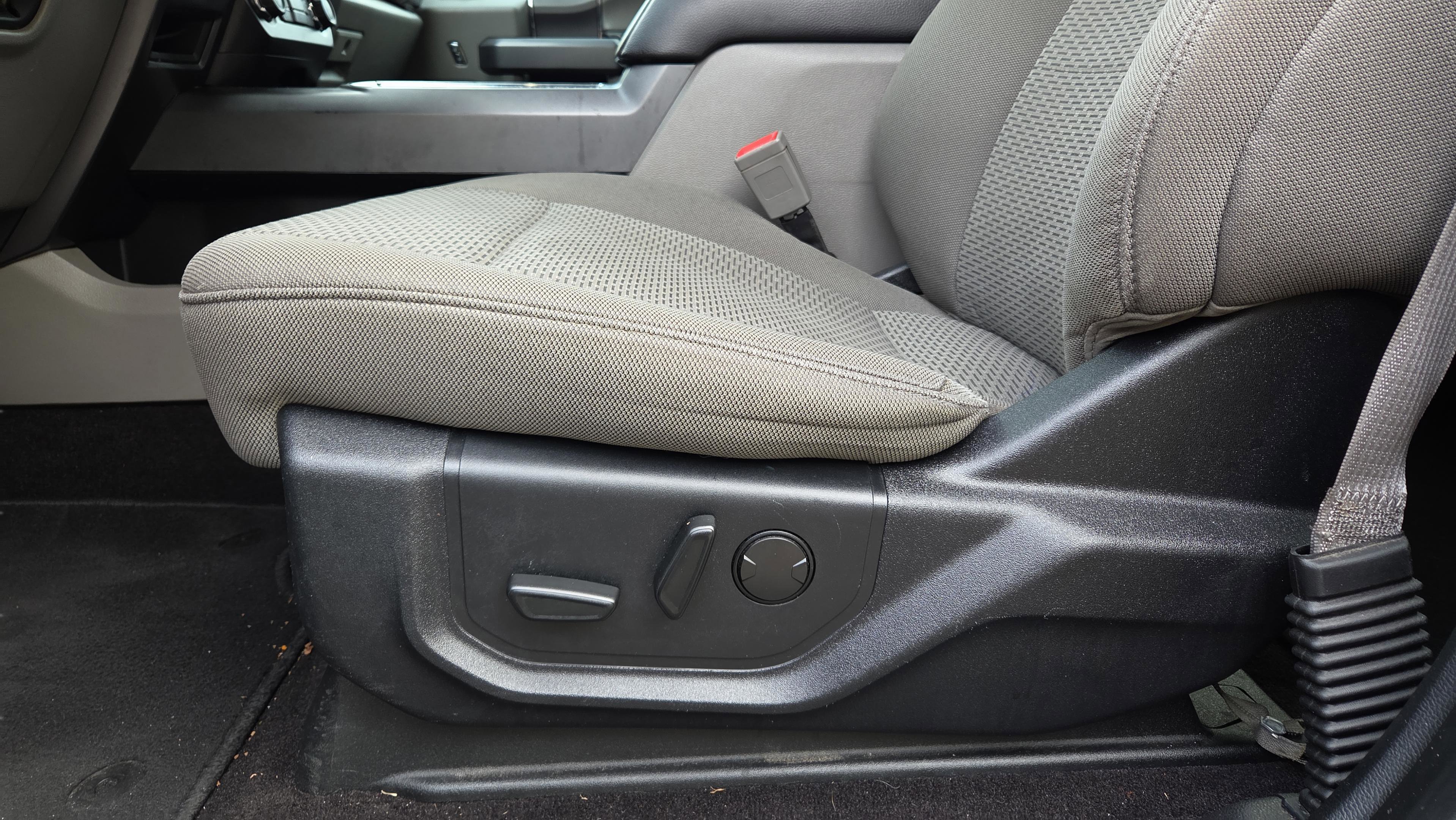 Used 2019 Ford F150 XLT w/ Equipment Group 302A Luxury image 20