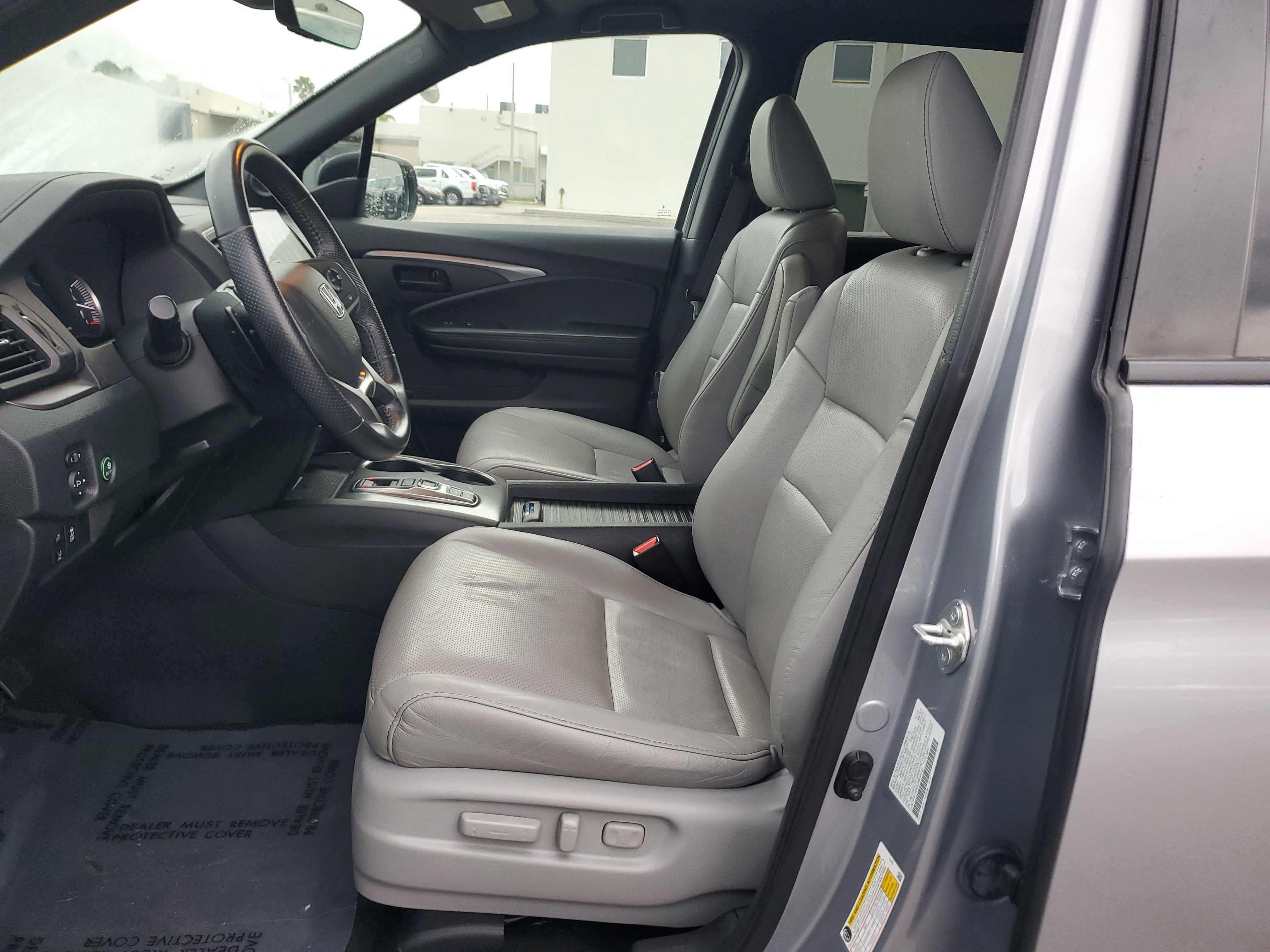 Used 2023 Honda Passport EX-L image 12