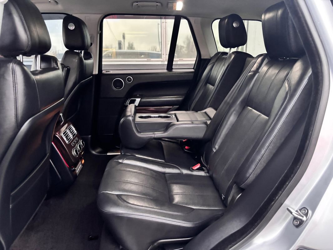 Used 2017 Land Rover Range Rover HSE image 29