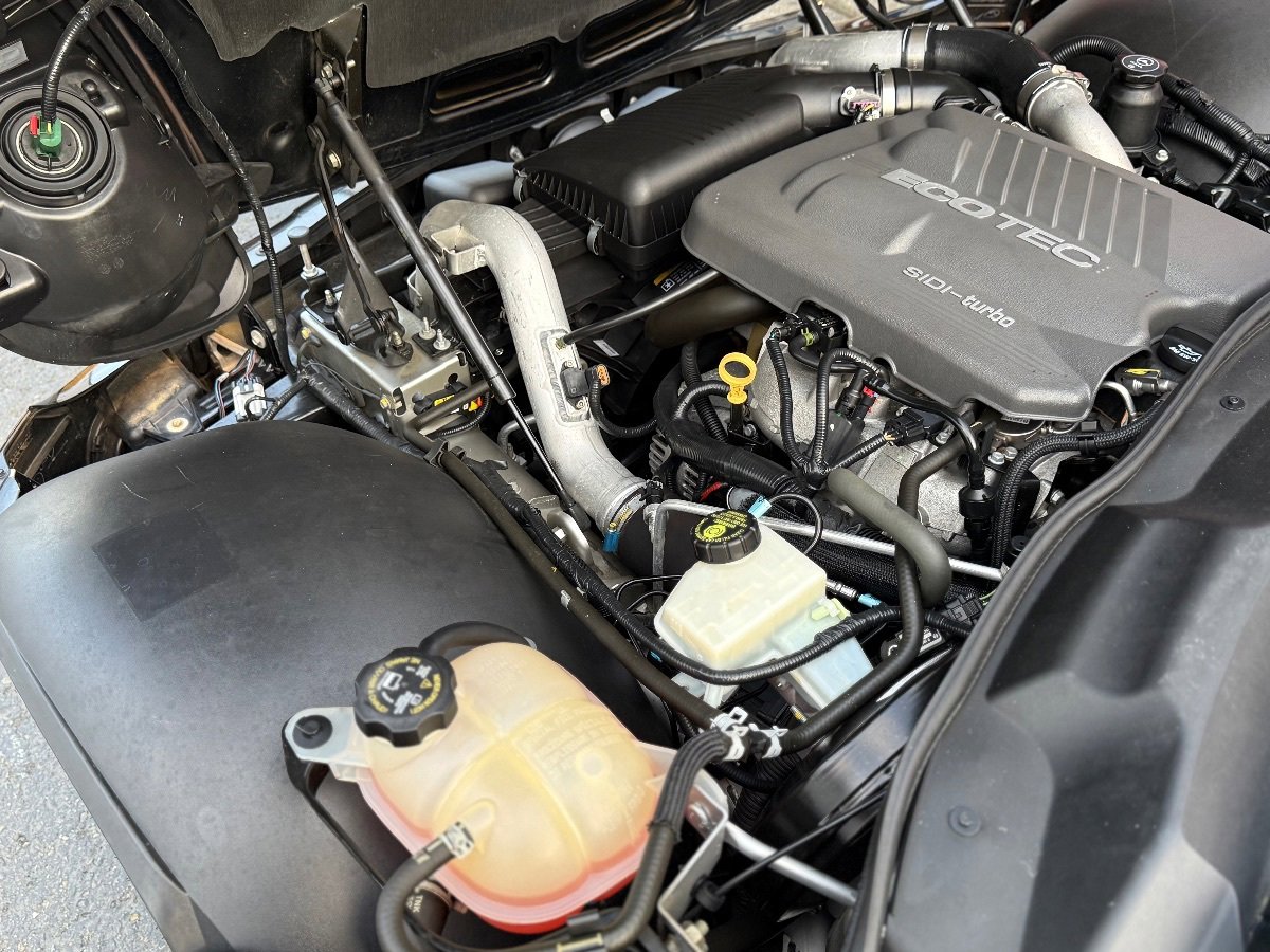Used 2008 Pontiac Solstice GXP image 10