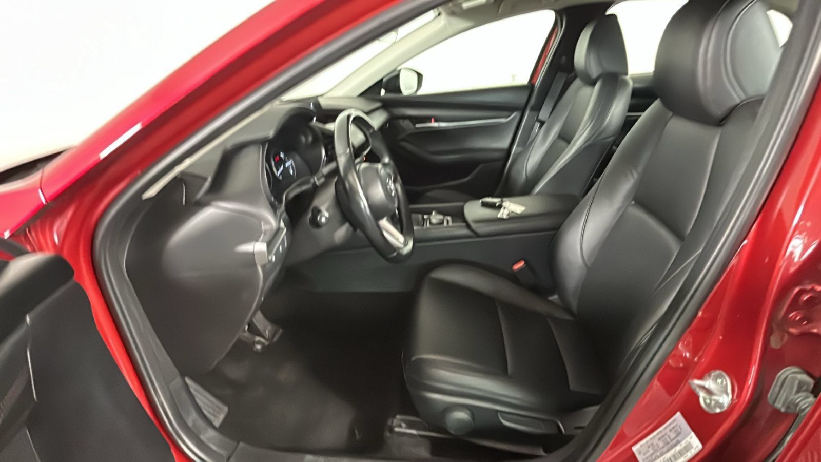 Used 2025 MAZDA MAZDA3 s FWD image 13
