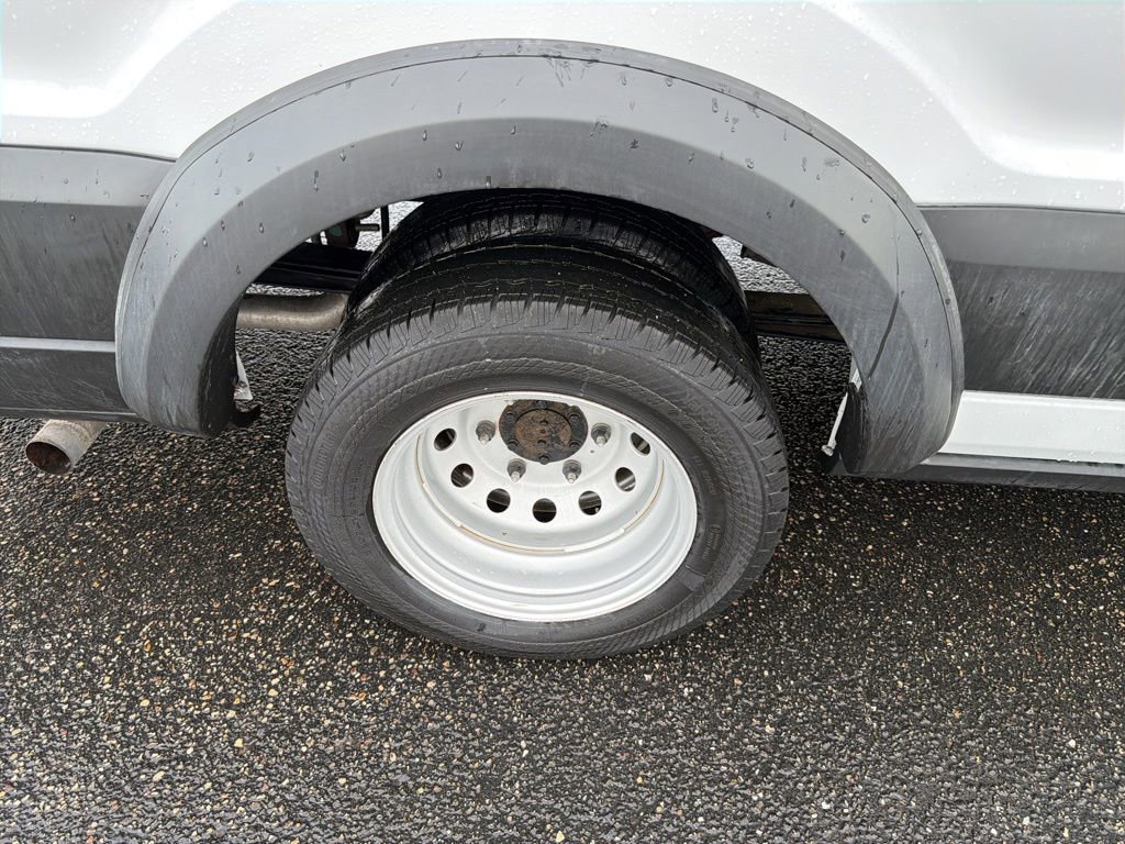 Used 2024 Ford Transit 350 XLT image 15