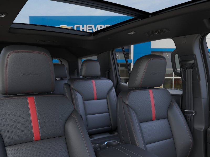 New 2027 Chevrolet Traverse RS w/ LPO, Floor Liner Package AWD/4WD image 24