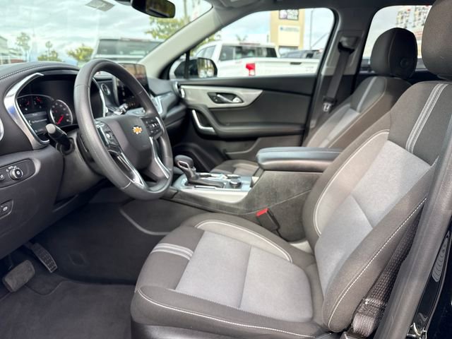 Certified 2025 Chevrolet Blazer LT AWD/4WD image 9
