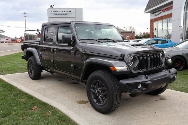 New 2025 Jeep Gladiator Sport AWD/4WD image 2