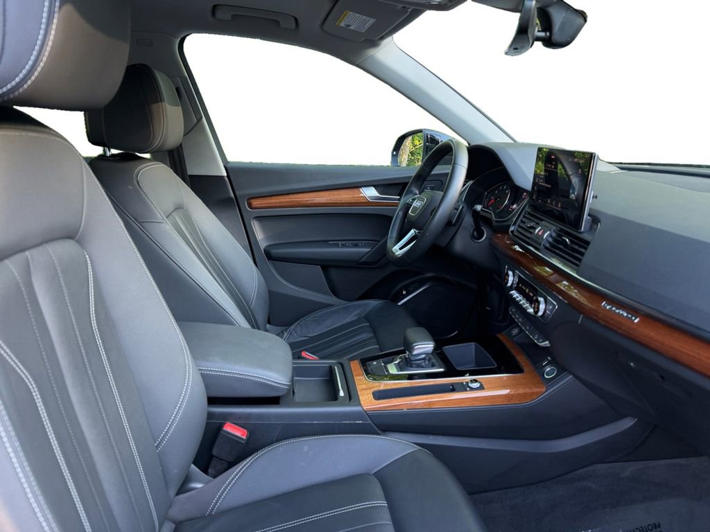 Used 2021 Audi Q5 2.0T Premium w/ Convenience Package AWD/4WD image 15