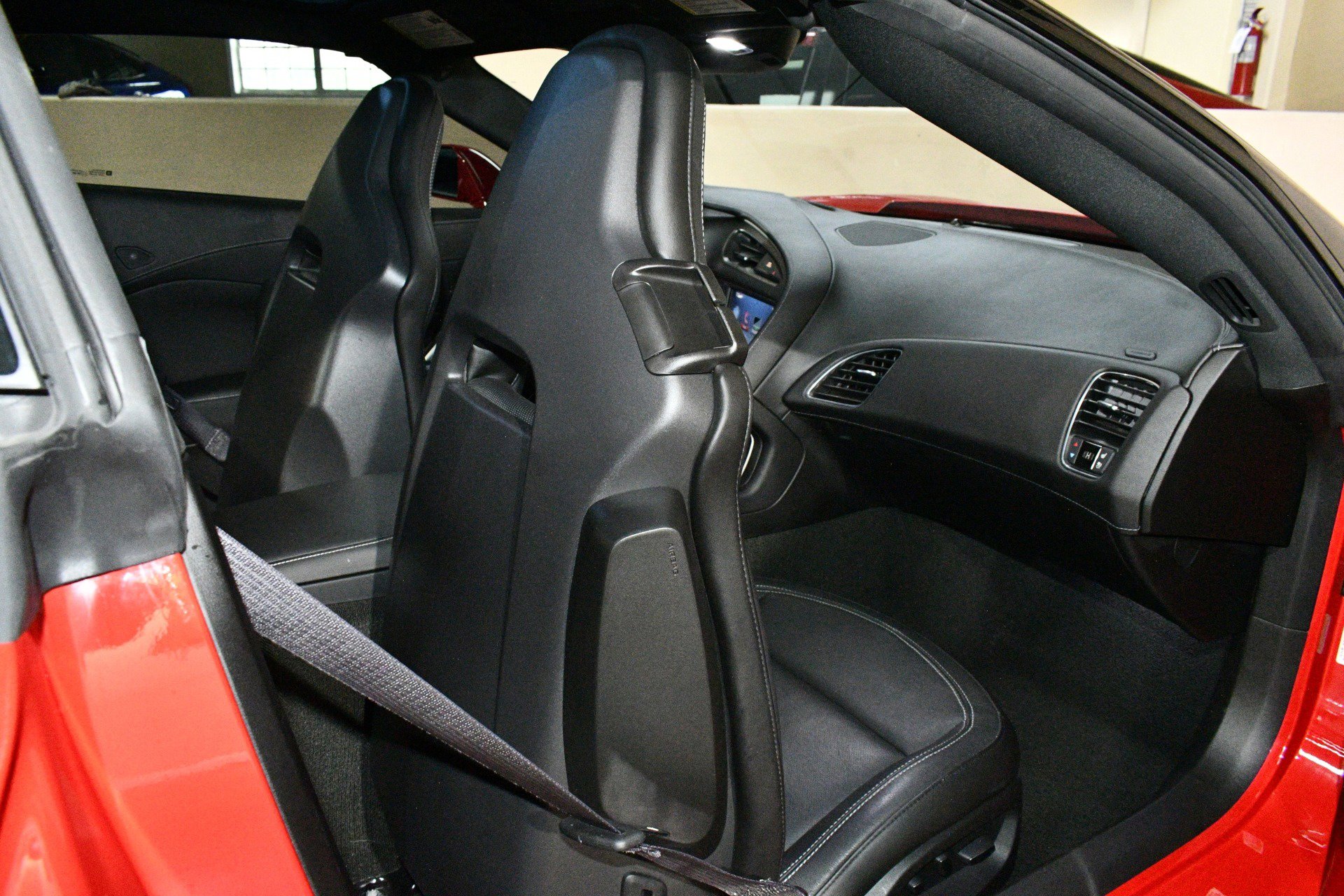 Used 2017 Chevrolet Corvette Z06 w/ Z07 Performance Package image 16