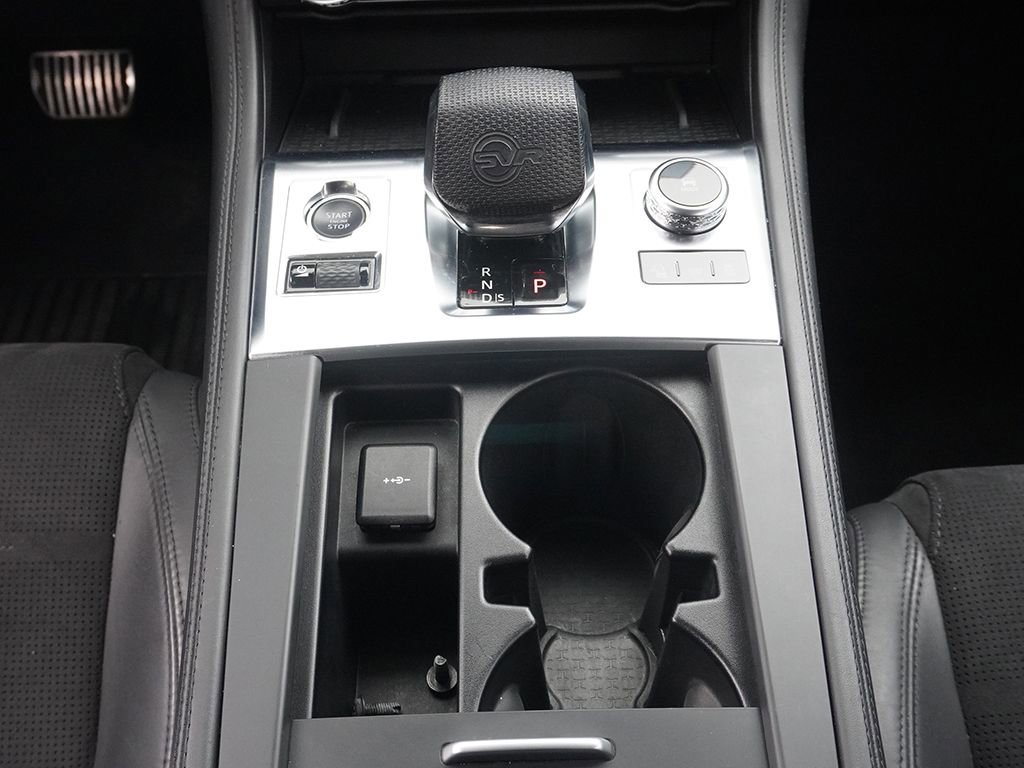 Used 2022 Jaguar F-PACE SVR image 52