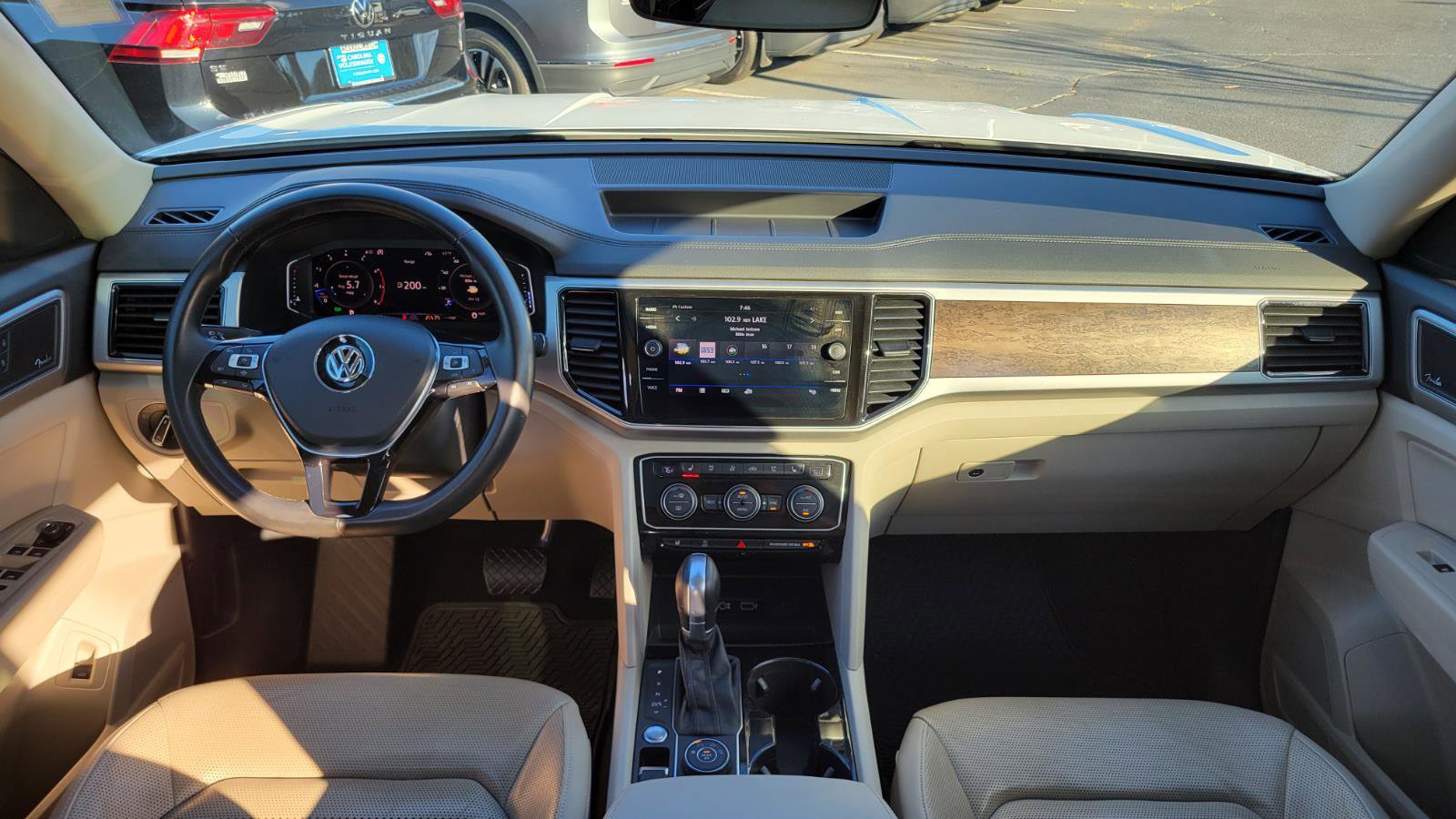 Used 2019 Volkswagen Atlas SEL Premium image 47