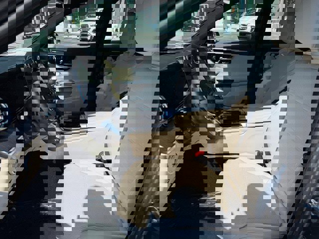 New 2025 Mercedes-Benz C 300 Sedan image 10