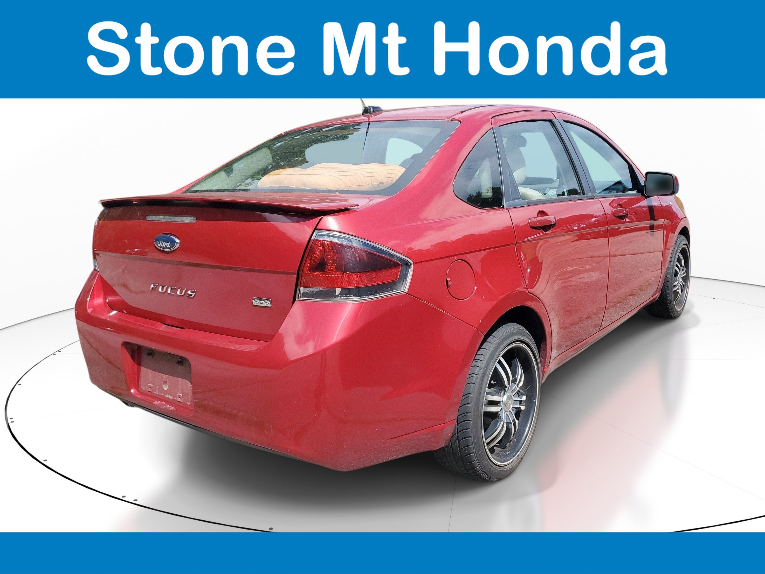 Used 2010 Ford Focus SES FWD image 10