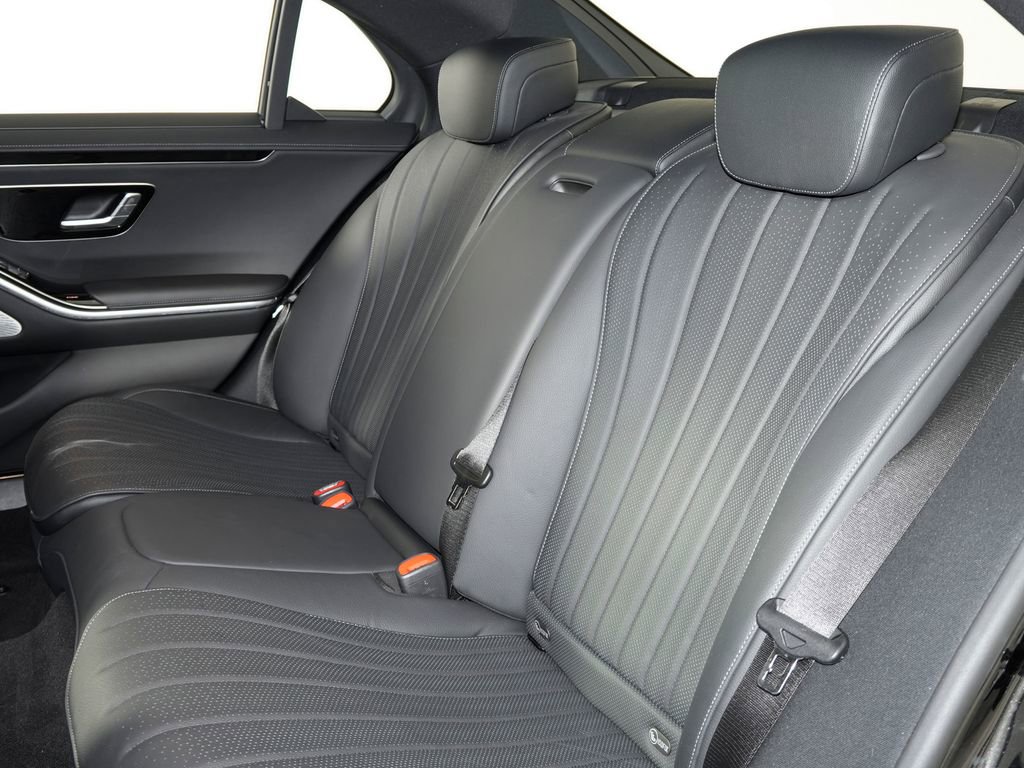 Certified 2022 Mercedes-Benz S 500 4MATIC image 34