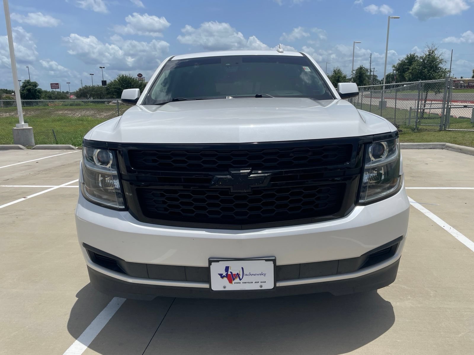 Used 2016 Chevrolet Tahoe LT RWD image 2