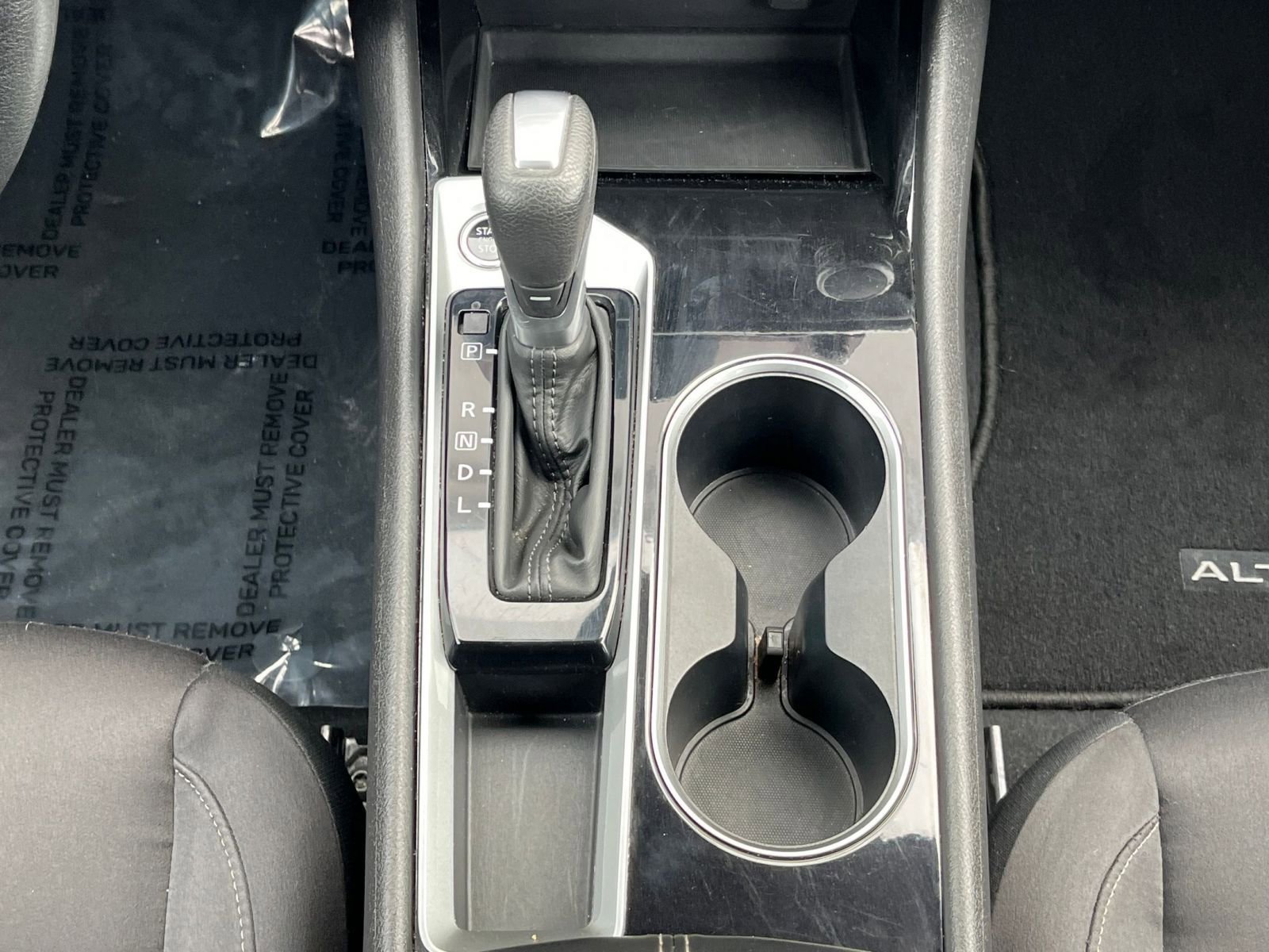 Used 2024 Nissan Altima 2.5 SV FWD image 38