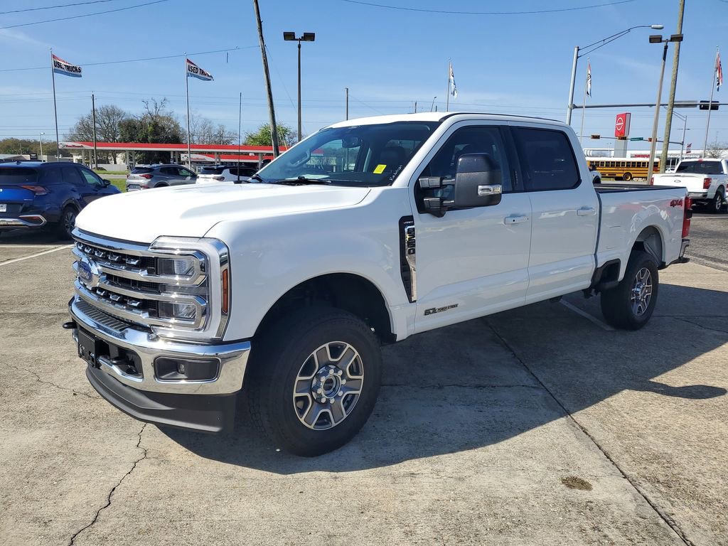 Used 2024 Ford F250 Lariat image 2