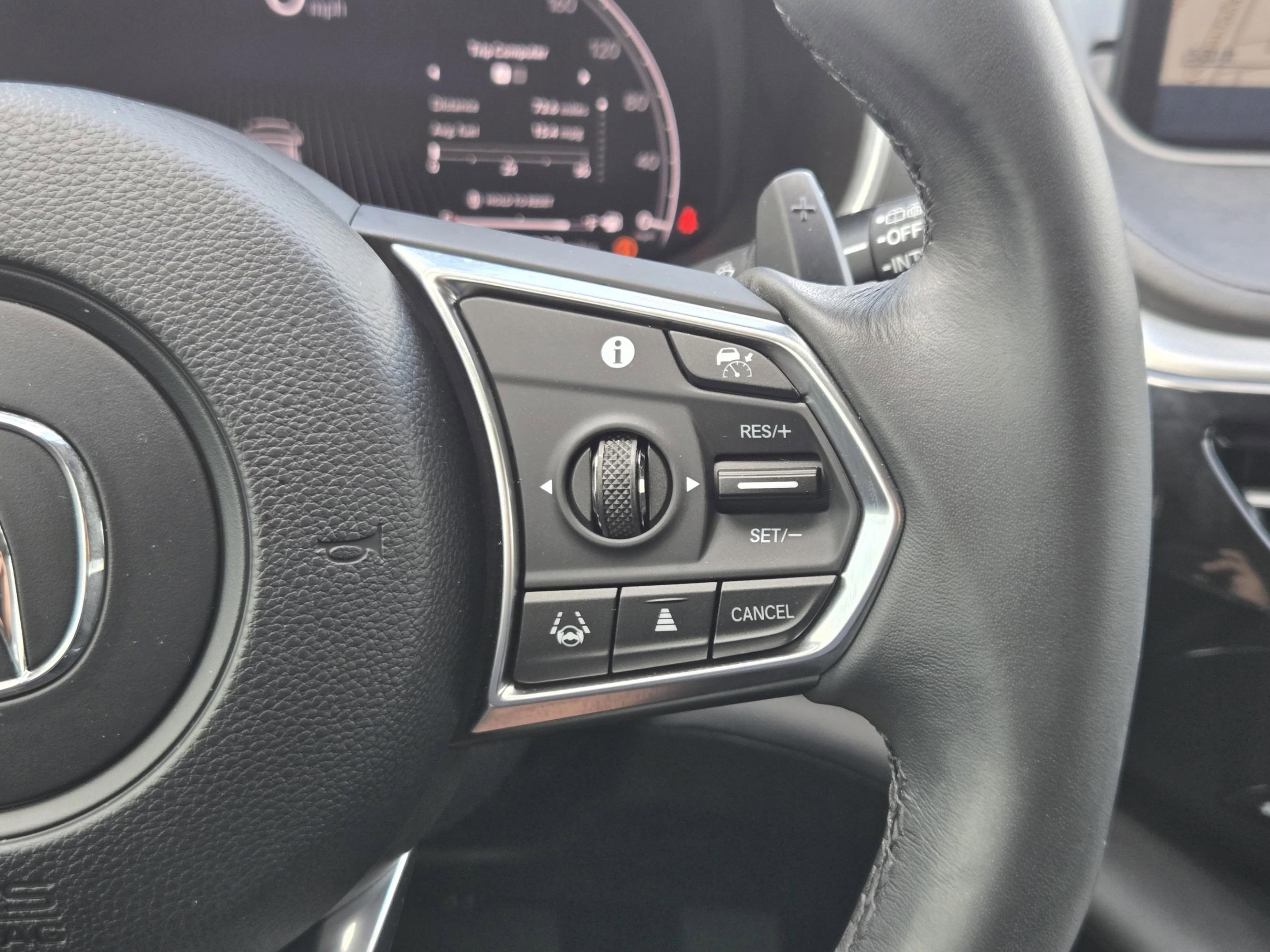 Used 2024 Acura MDX SH-AWD w/ Technology Package image 22