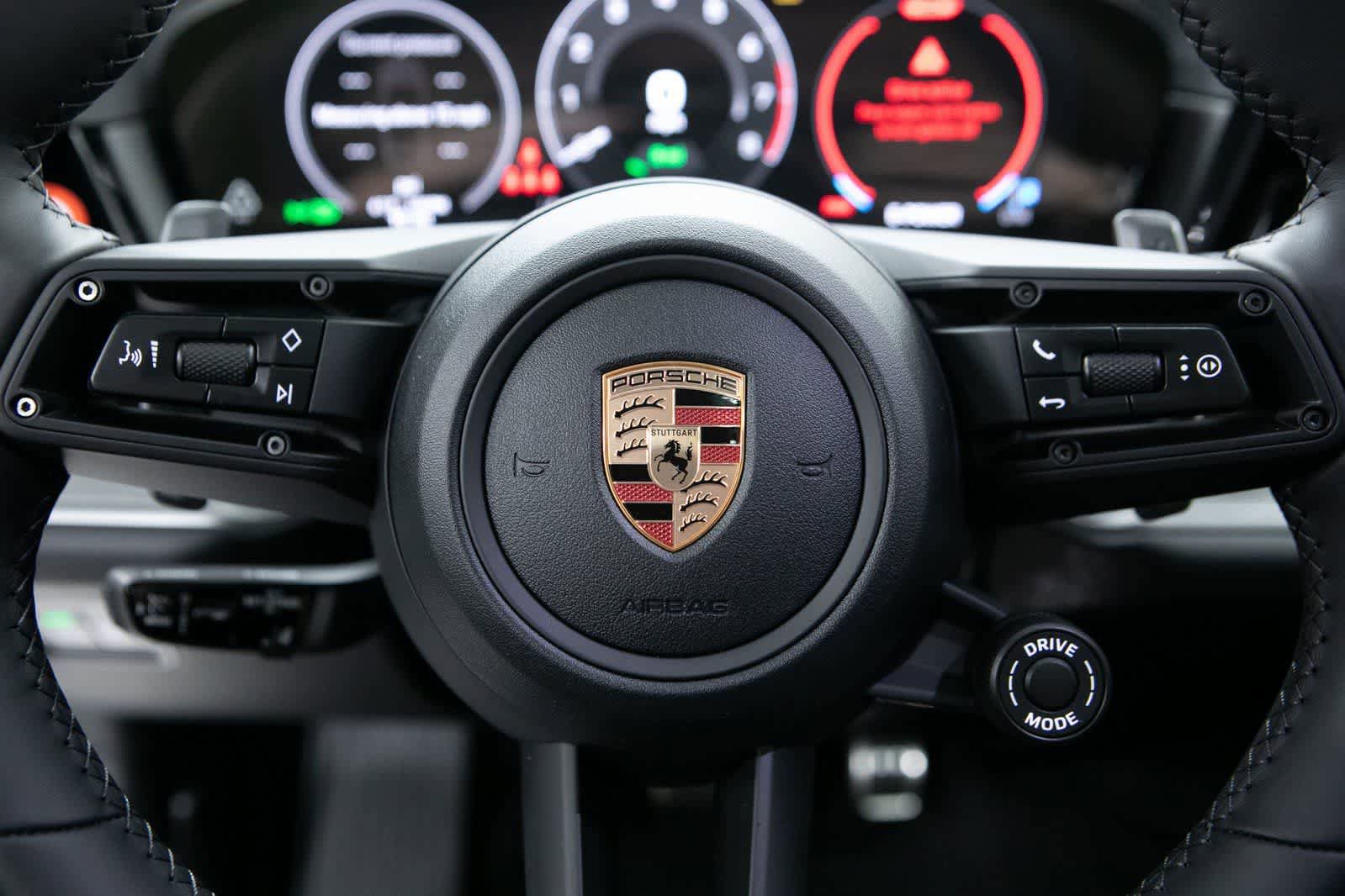 New 2026 Porsche Cayenne S image 14