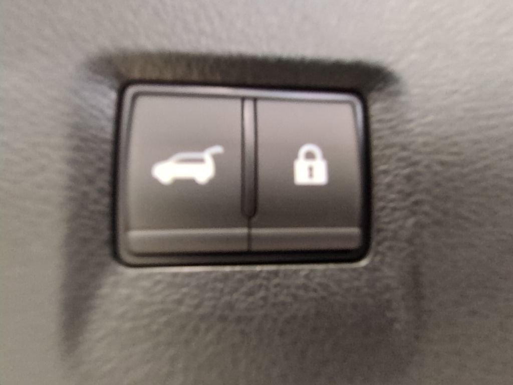 New 2026 INFINITI QX60 Sport w/ Dark Cargo Package image 31