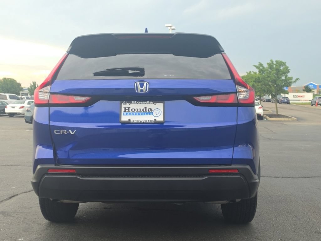 Used 2025 Honda CR-V LX image 6