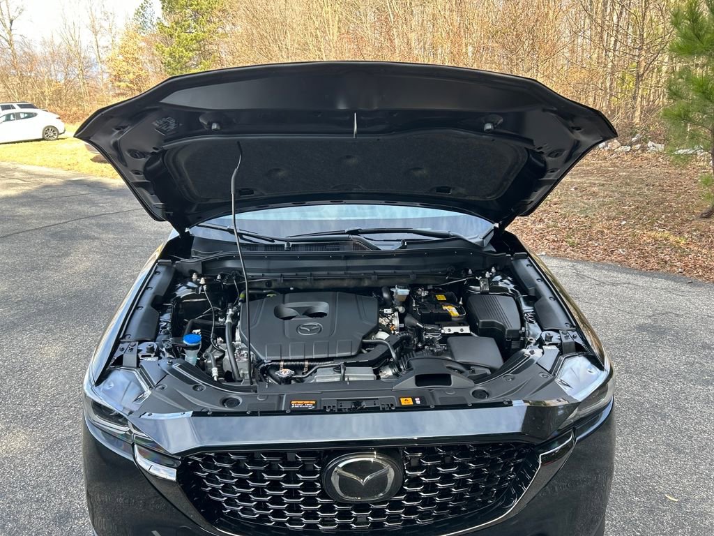 New 2025 MAZDA CX-5 Carbon Edition image 13