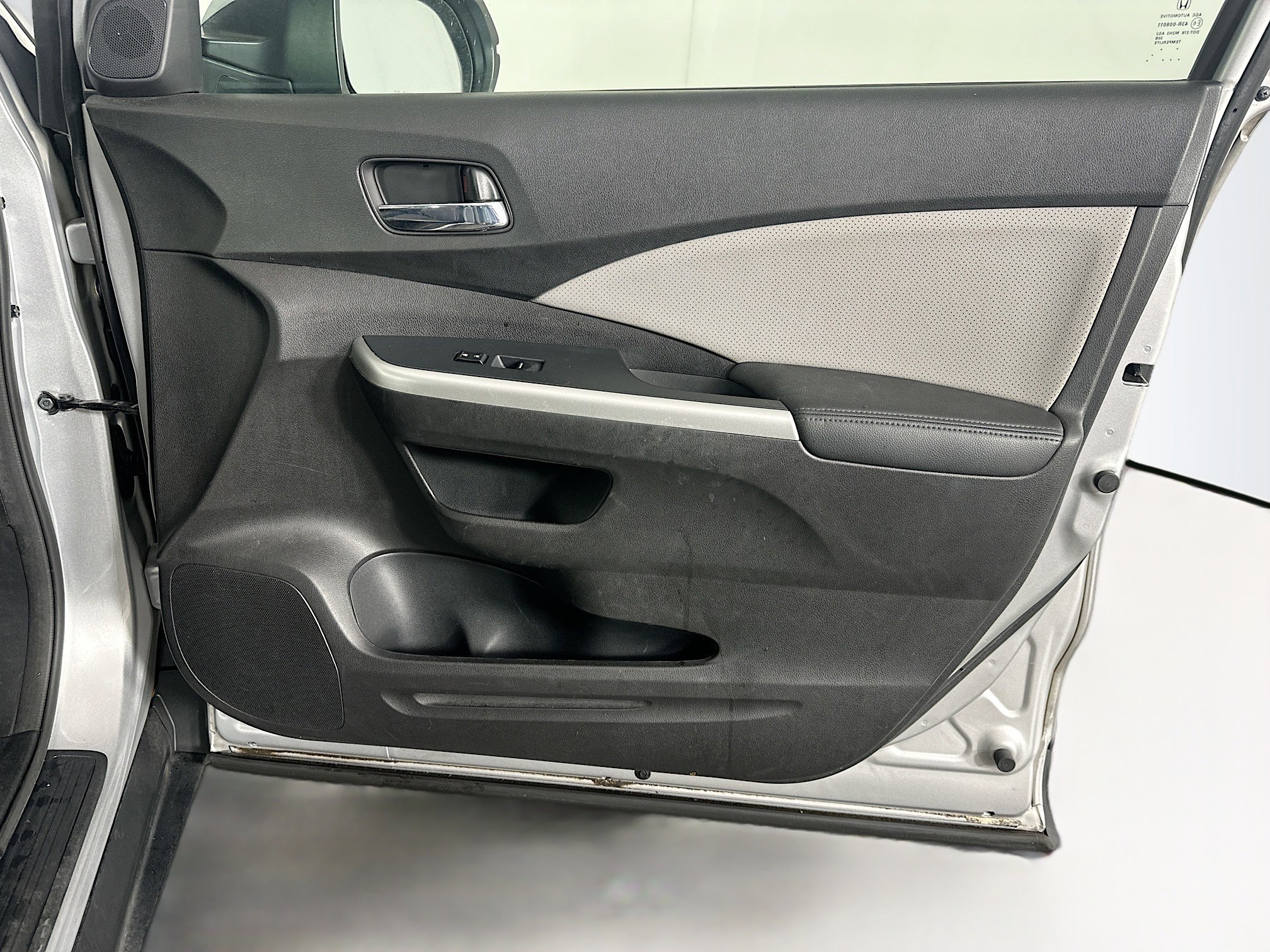 Used 2015 Honda CR-V Touring image 34