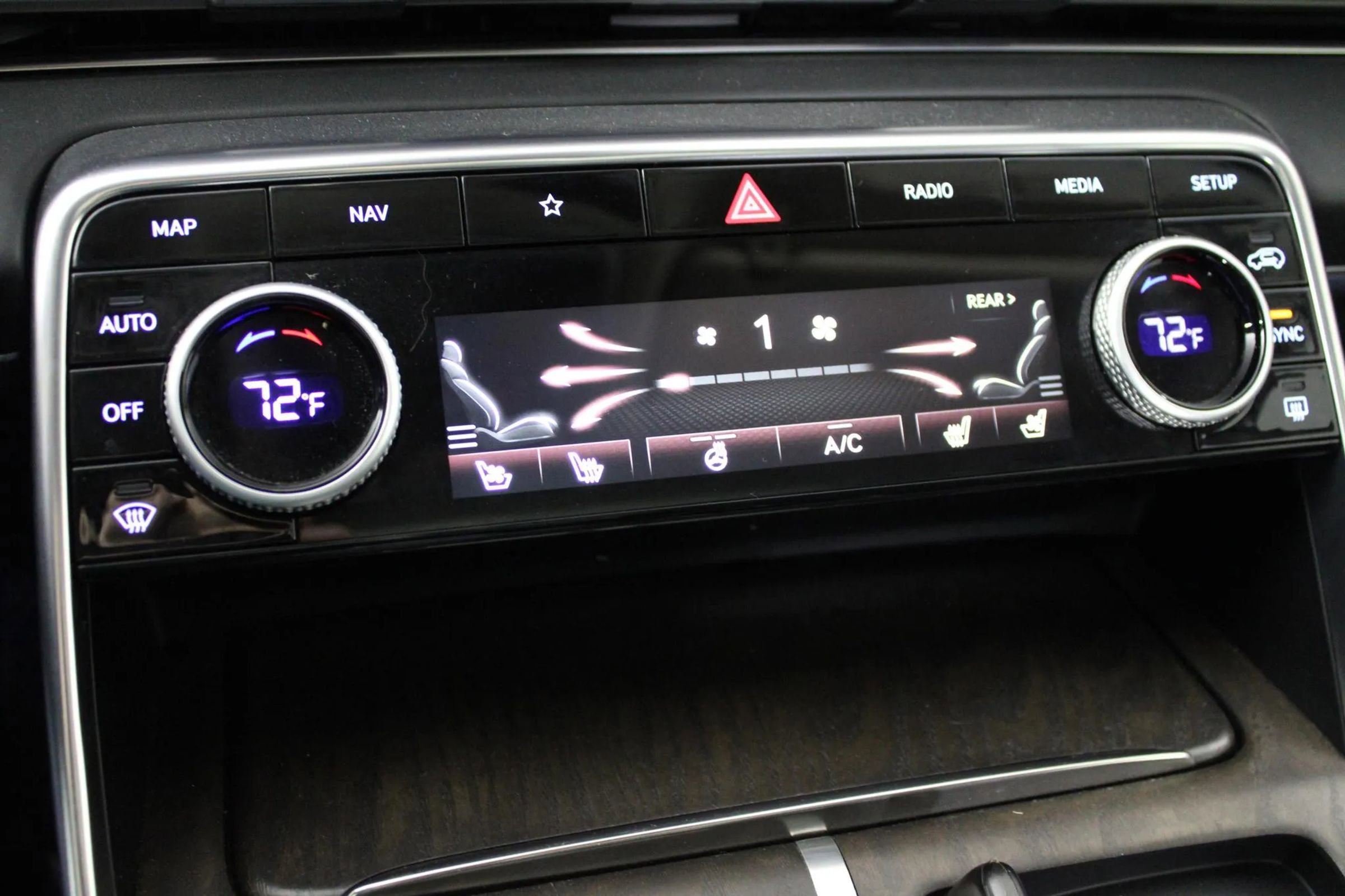 Used 2023 Genesis GV80 3.5T w/ Prestige Package image 22