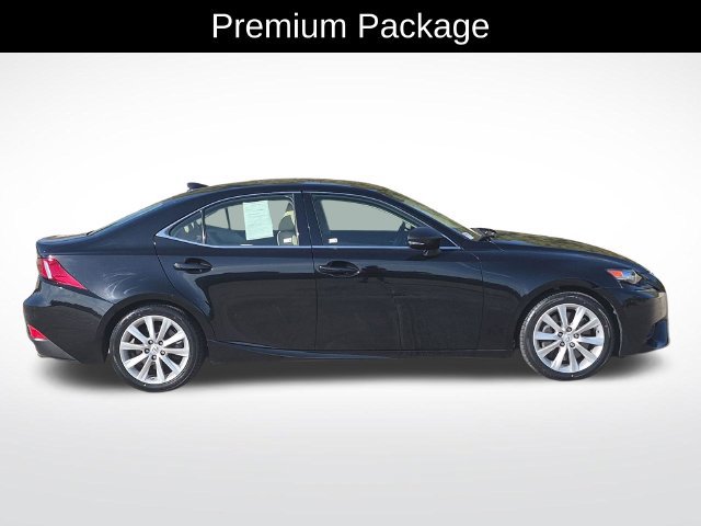 Used 2016 Lexus IS 300 AWD w/ Premium Package image 4
