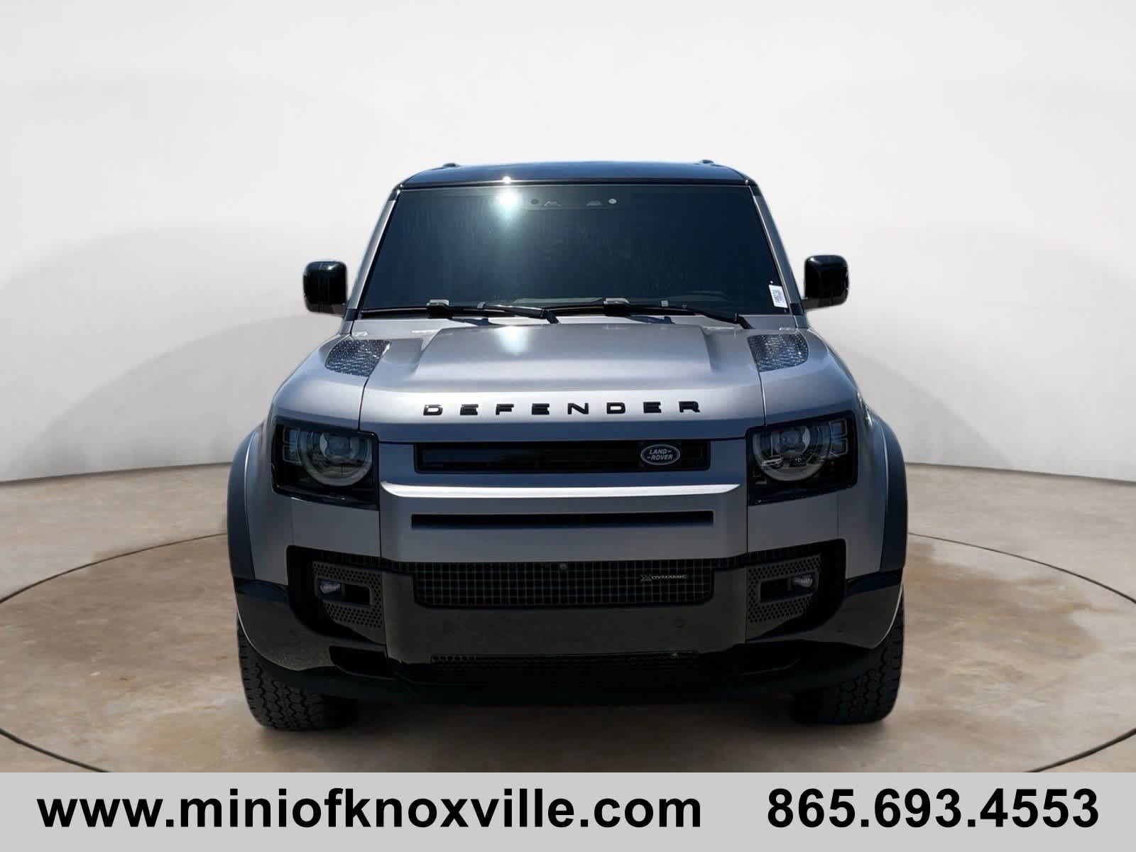 Used 2023 Land Rover Defender 130 X-Dynamic SE AWD/4WD image 8