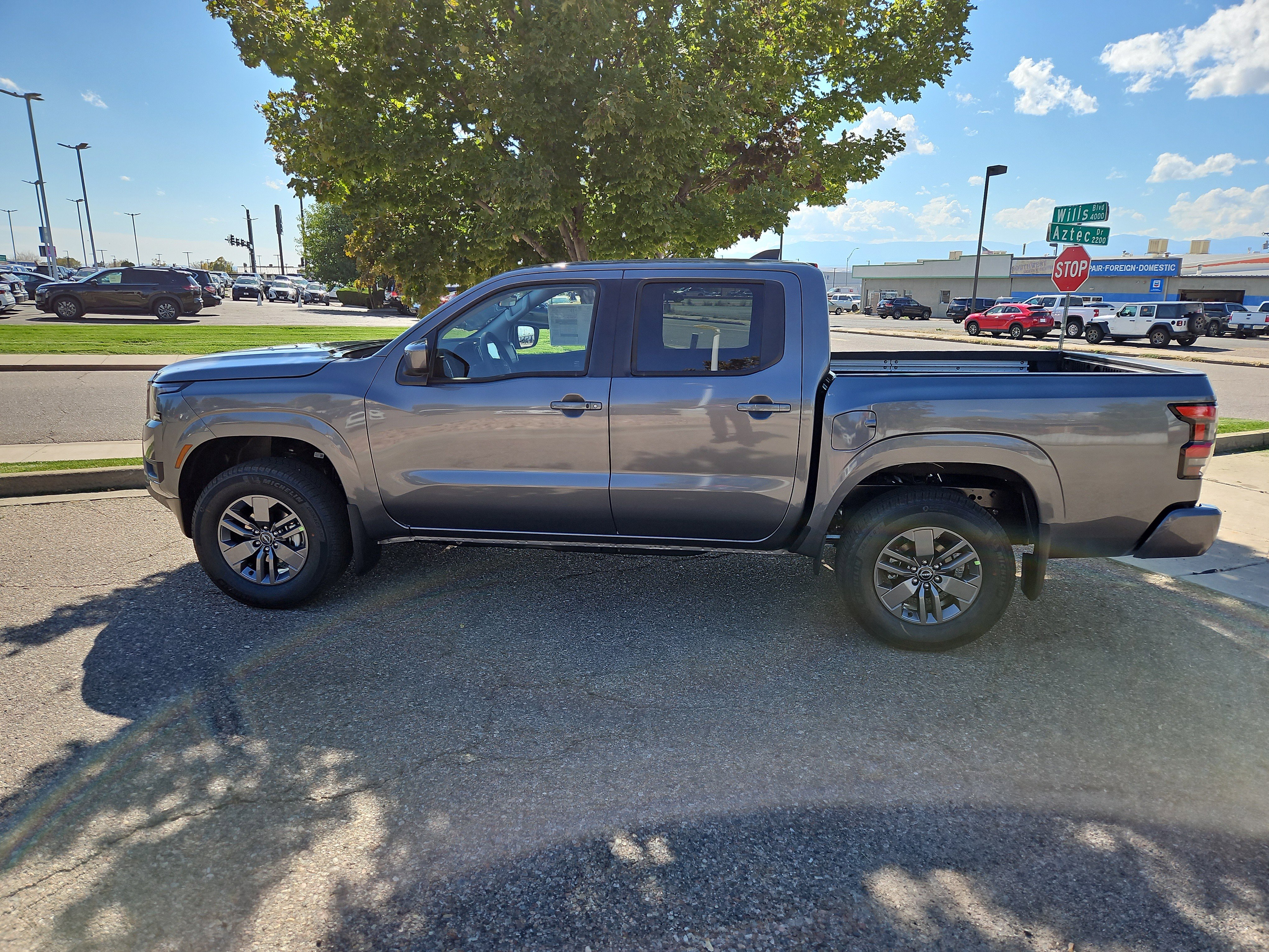 New 2026 Nissan Frontier SV image 2