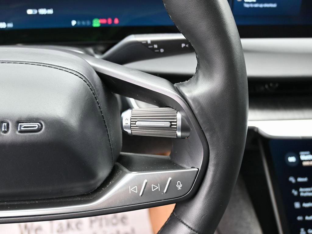 Used 2024 Lucid Air Touring image 19