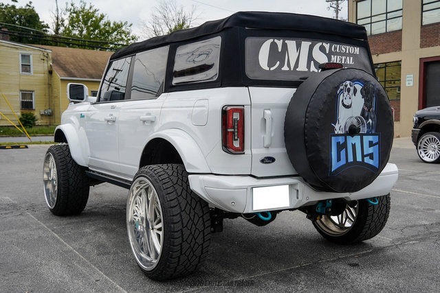 Used 2022 Ford Bronco Badlands AWD/4WD image 6