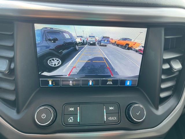 Used 2021 GMC Acadia AT4 w/ Technology Package image 23