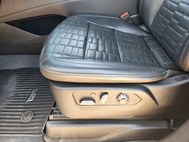 Used 2023 Cadillac Escalade ESV Sport Platinum w/ LPO, Floor Liner Package AWD/4WD image 26
