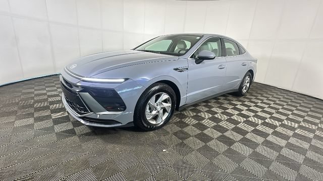 Certified 2026 Hyundai Sonata SE FWD image 6