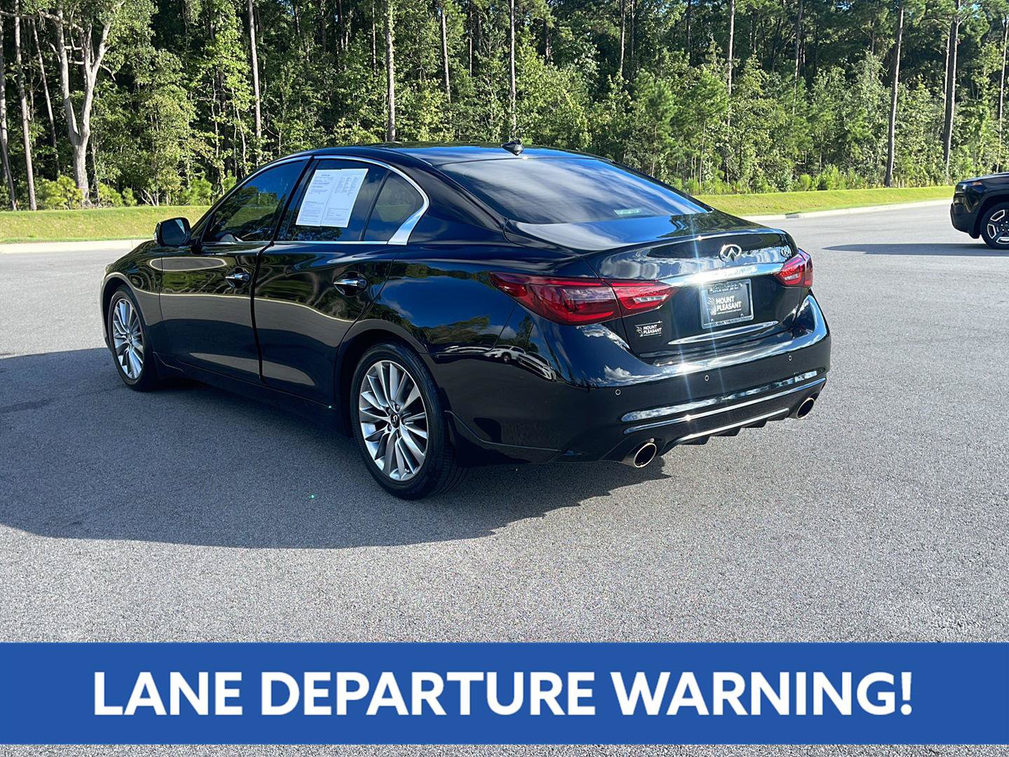 Used 2023 INFINITI Q50 Luxe w/ Cargo Package RWD image 5