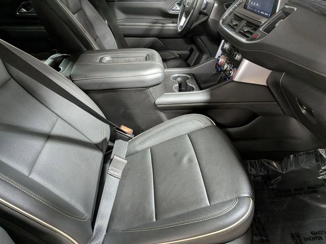 Used 2023 GMC Yukon SLT w/ SLT Premium Package AWD/4WD image 32