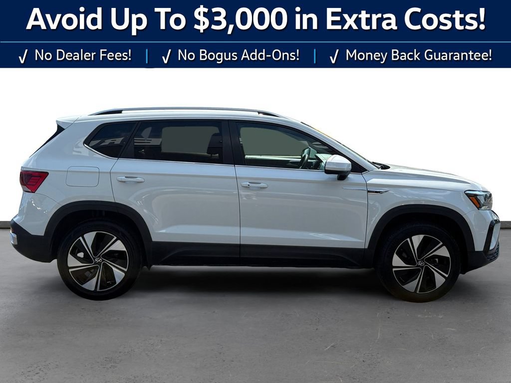 Used 2024 Volkswagen Taos SE AWD/4WD image 8