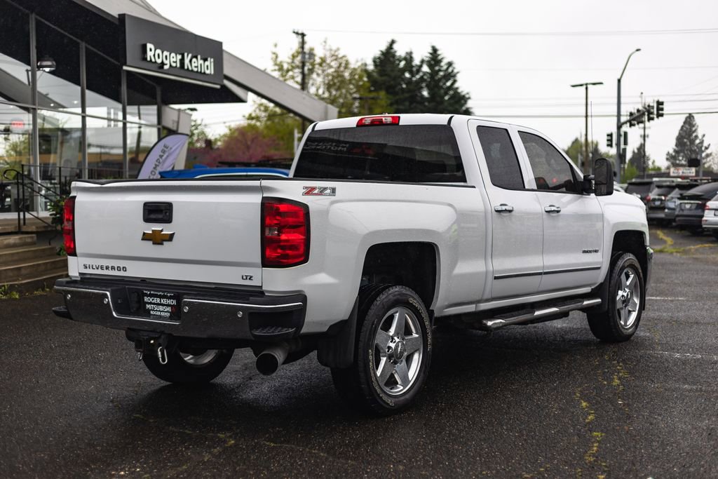 Used 2015 Chevrolet Silverado 2500 LTZ w/ LTZ Plus Package AWD/4WD image 9