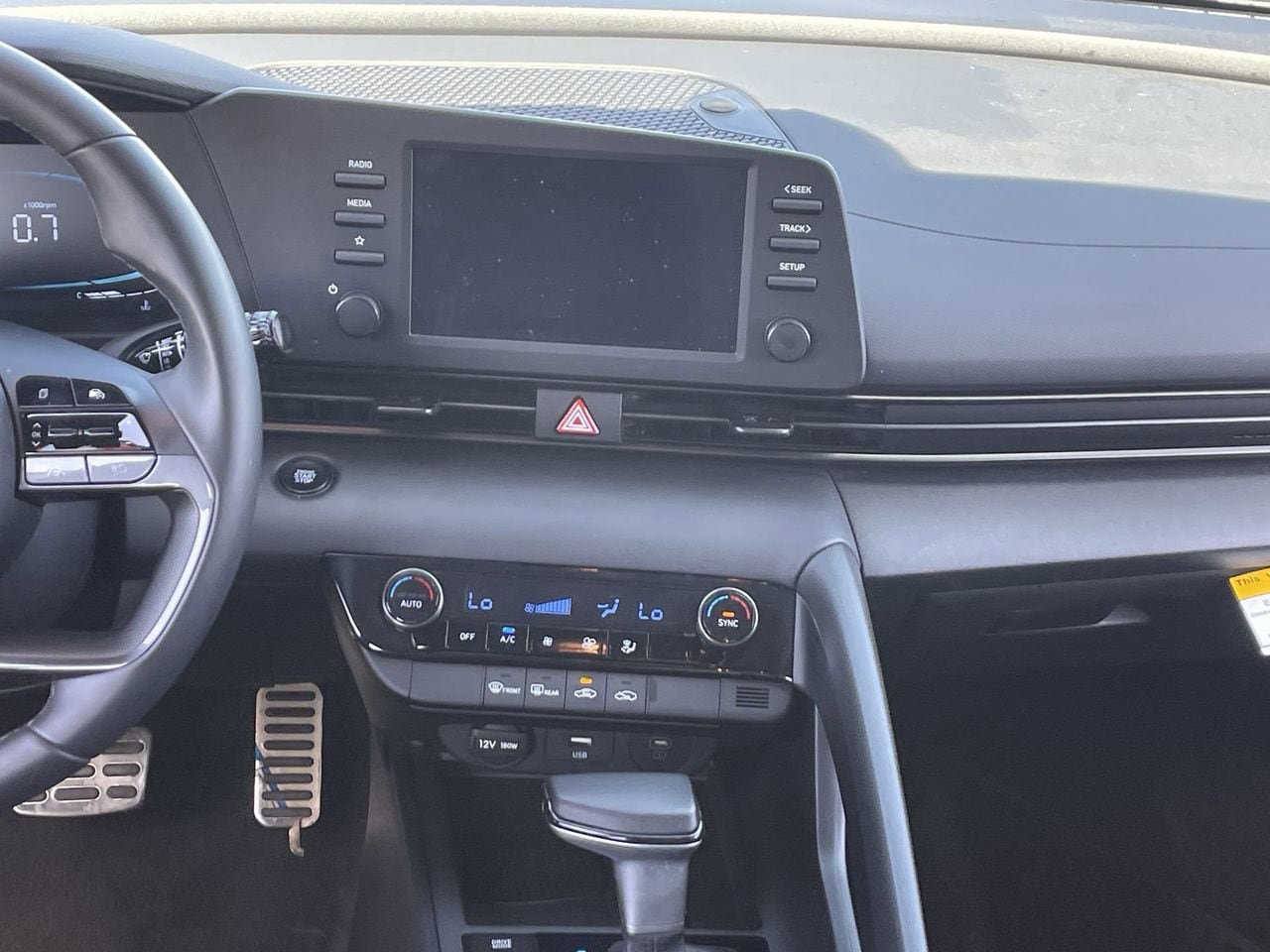 Certified 2025 Hyundai Elantra Sport FWD image 14