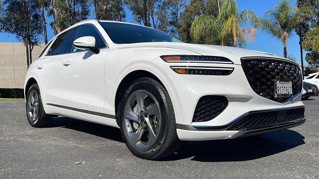 Used 2026 Genesis GV70 2.5T image 5