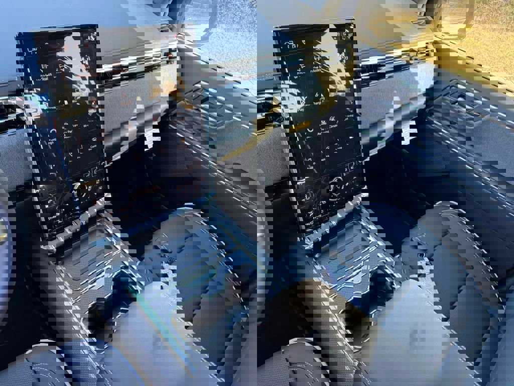 New 2026 GMC Sierra EV Elevation w/ Premium Package image 29