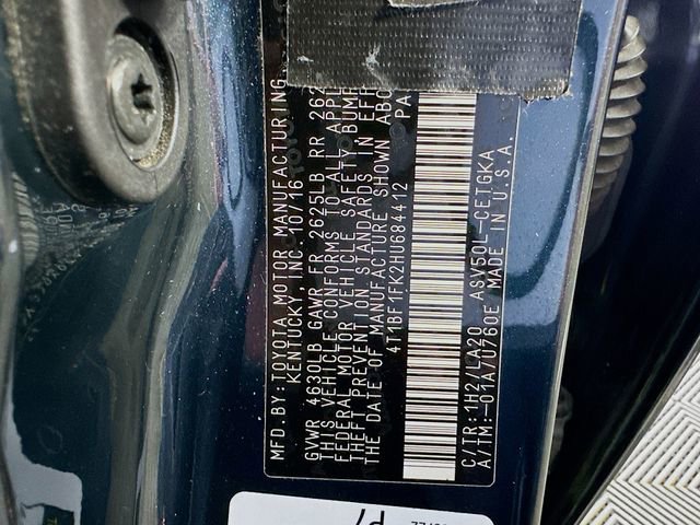 Used 2017 Toyota Camry XLE image 29