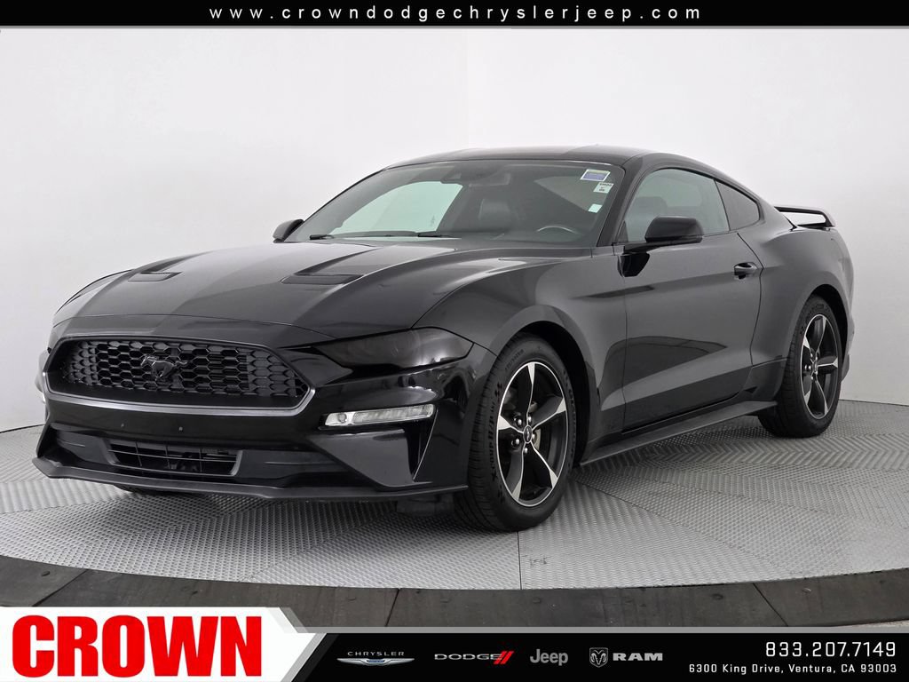Used 2020 Ford Mustang Premium w/ Equipment Group 201A RWD image 3
