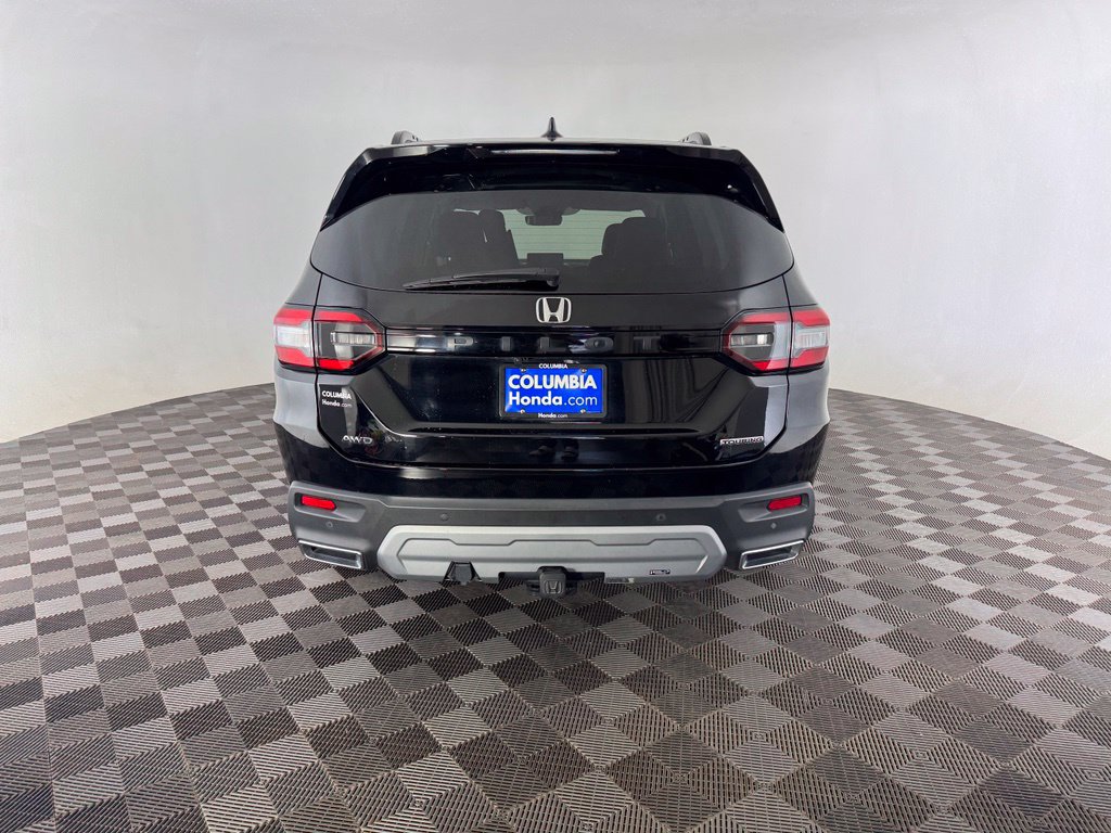 Certified 2024 Honda Pilot Touring image 5