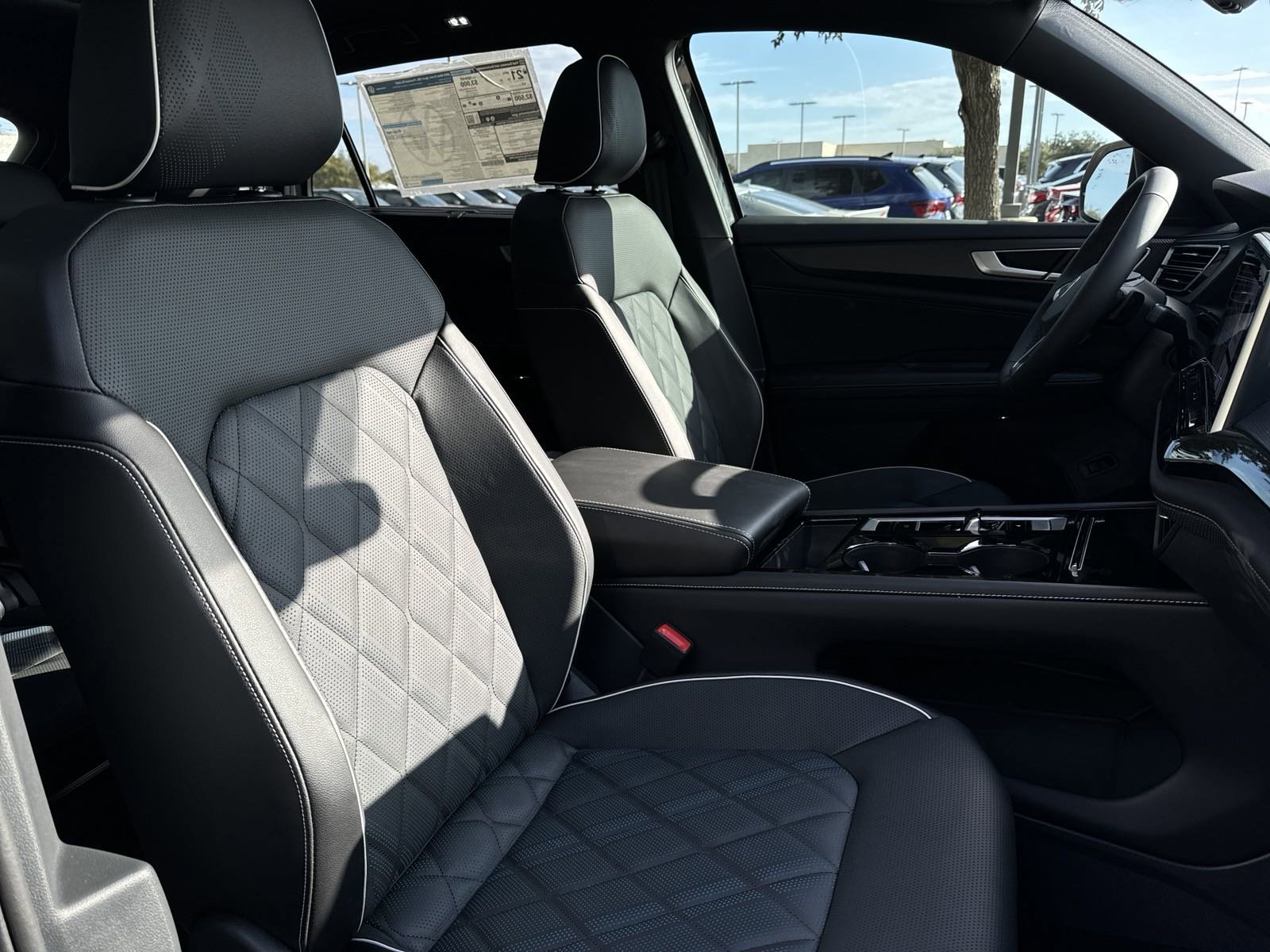 Used 2026 Volkswagen Atlas Cross Sport SEL Premium R-Line image 17