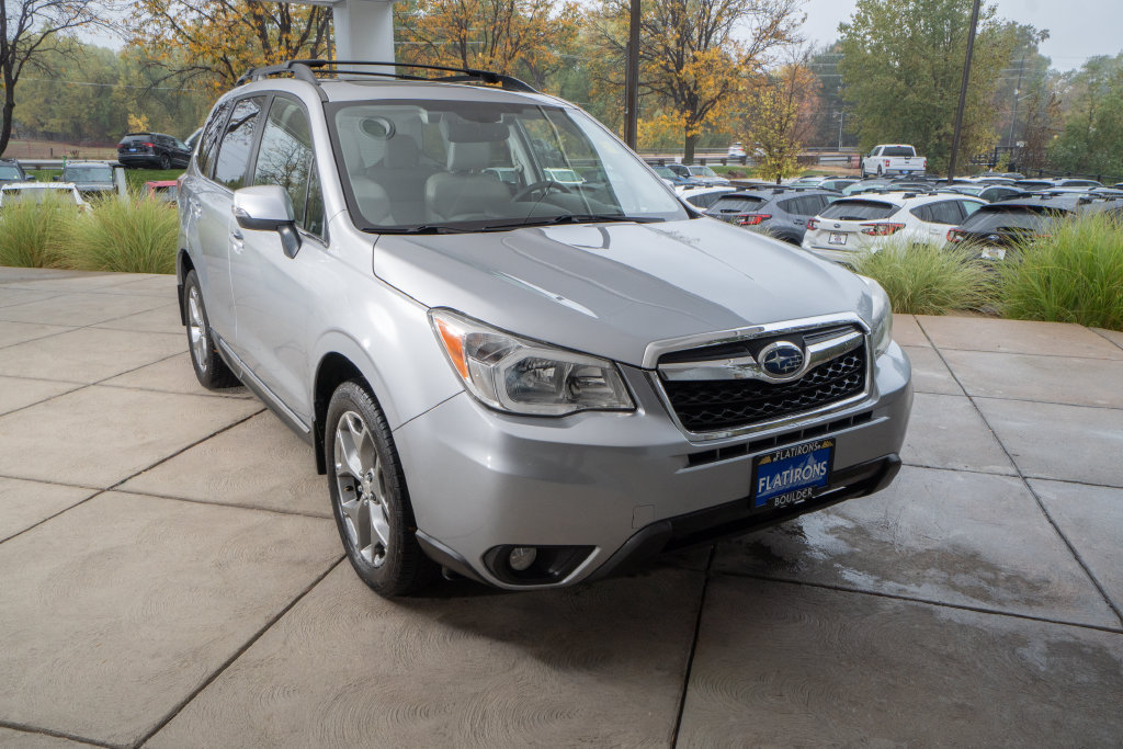 Used 2015 Subaru Forester 2.5i Touring w/ Eyesight & Navigation System AWD/4WD image 2