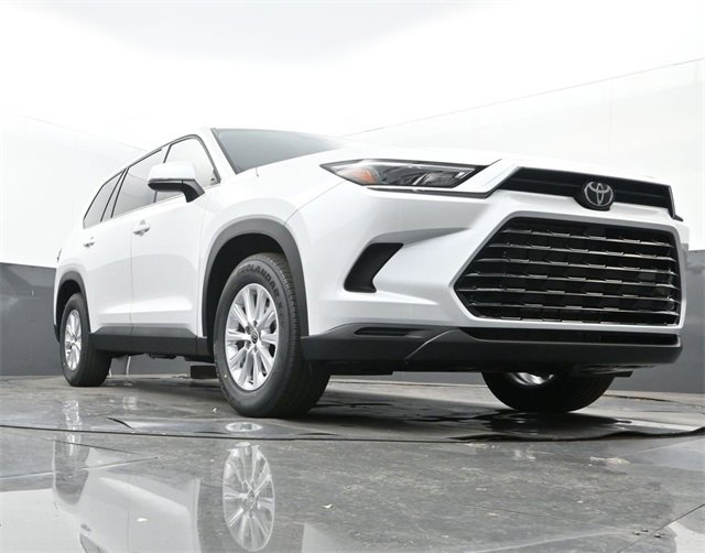 New 2026 Toyota Grand Highlander XLE image 25