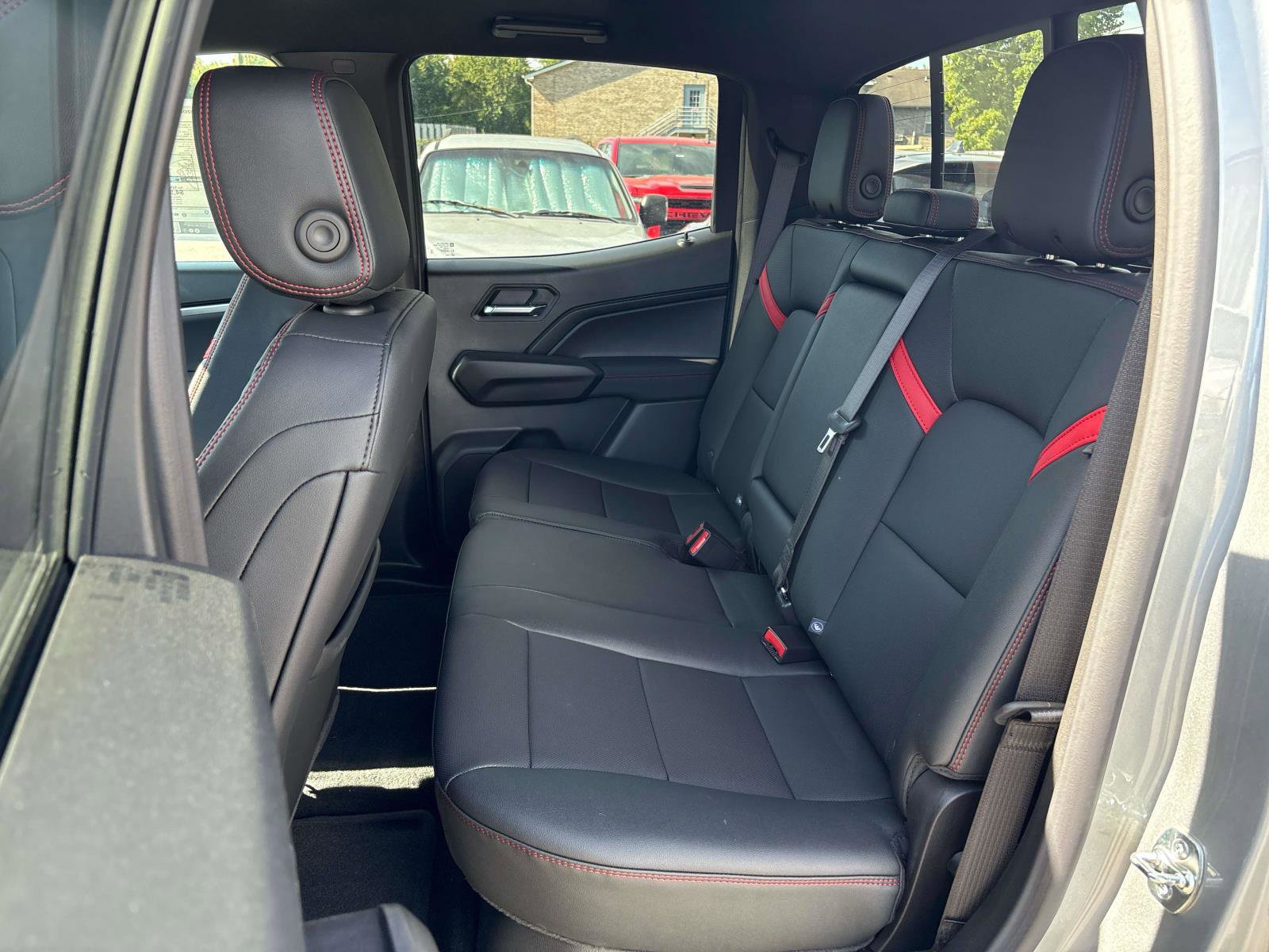 New 2026 Chevrolet Colorado Z71 w/ Technology Package image 8