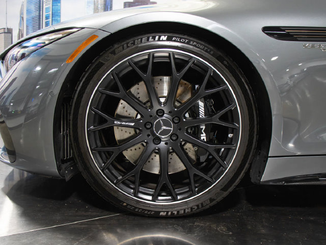 Certified 2024 Mercedes-Benz SL 63 AMG 4MATIC image 11