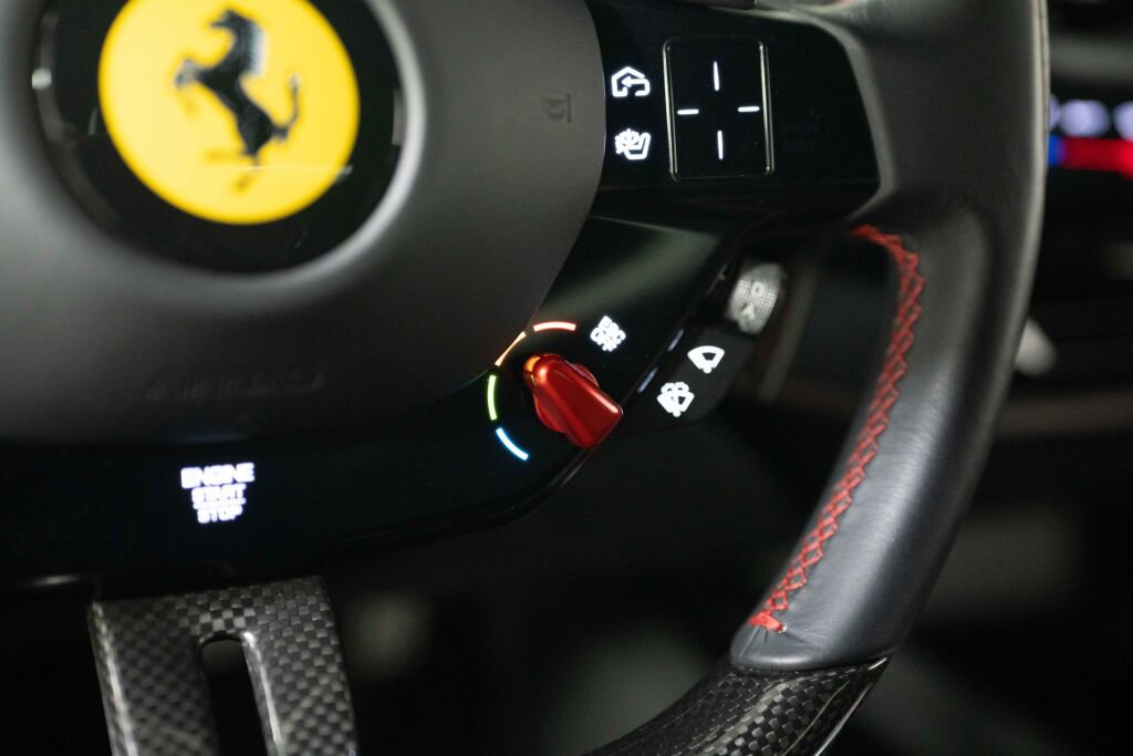 Used 2023 Ferrari SF90 Stradale image 40